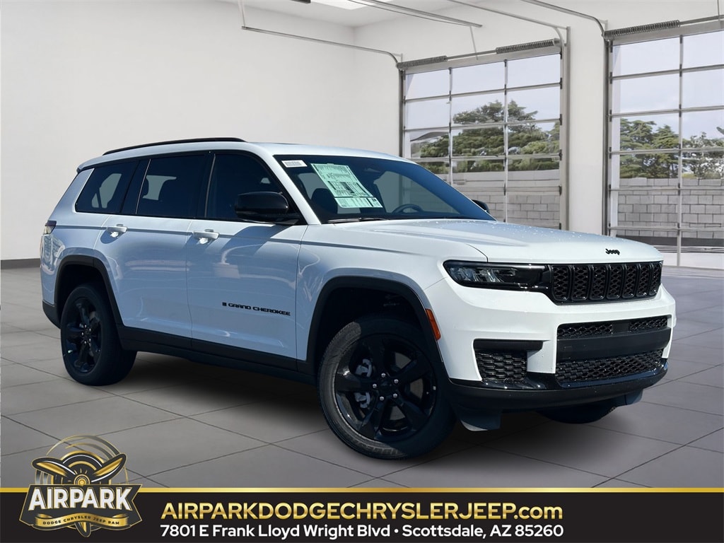 2025 Jeep Grand Cherokee L Altitude's photo