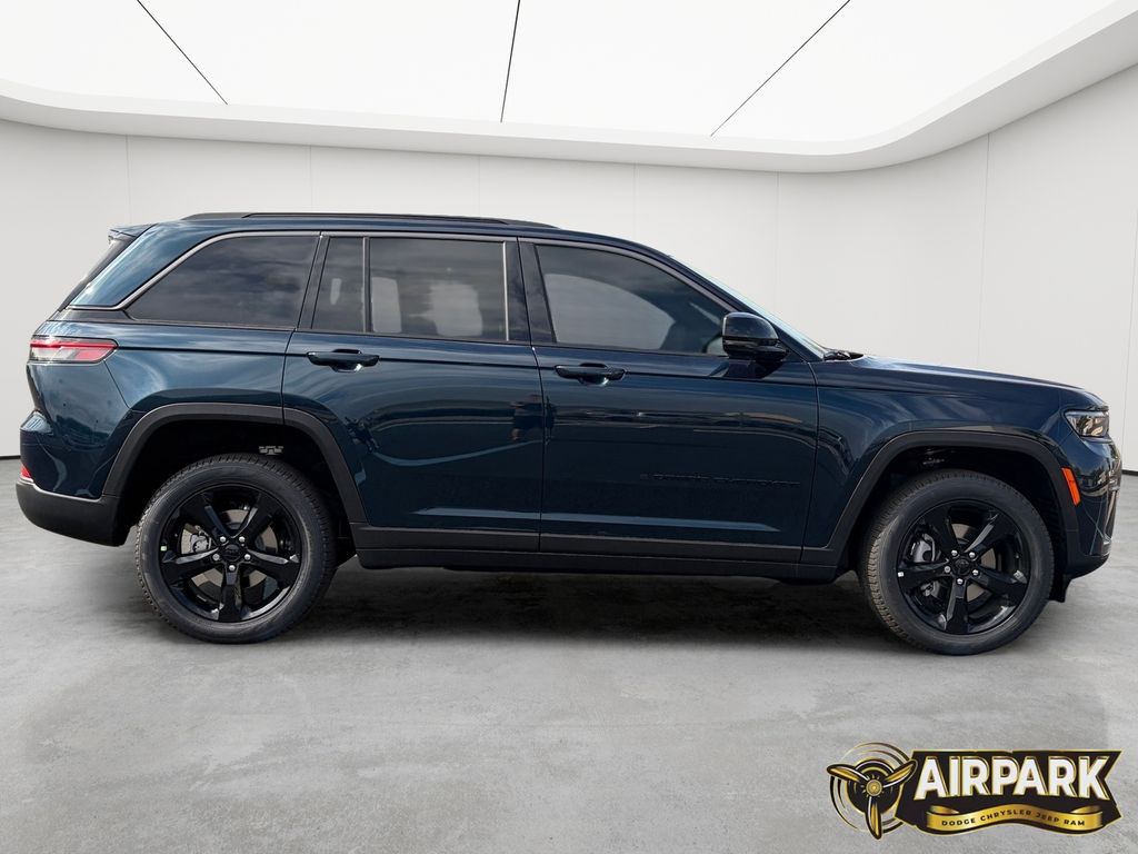 New 2026 Fathom Blue Pearlcoat Jeep Limited image 3