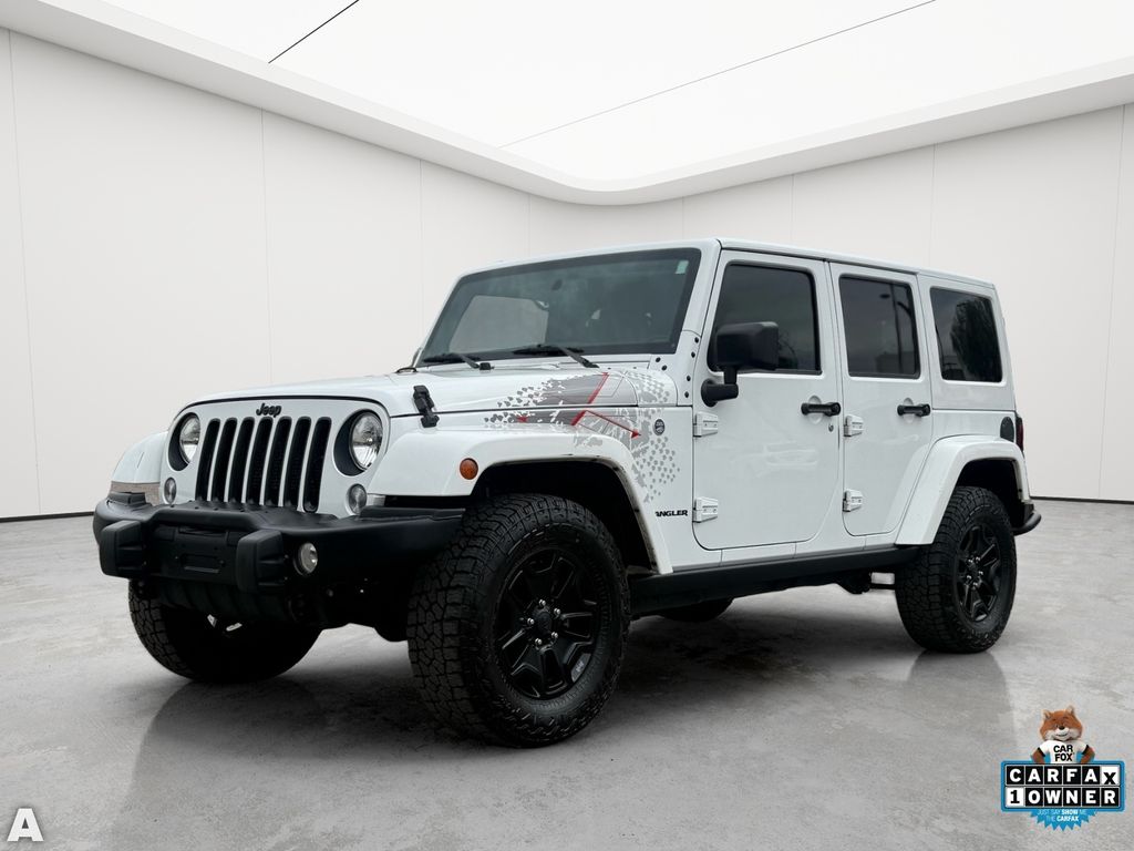 Used 2016 Bright White Clearcoat Jeep Unlimited Sahara image 2