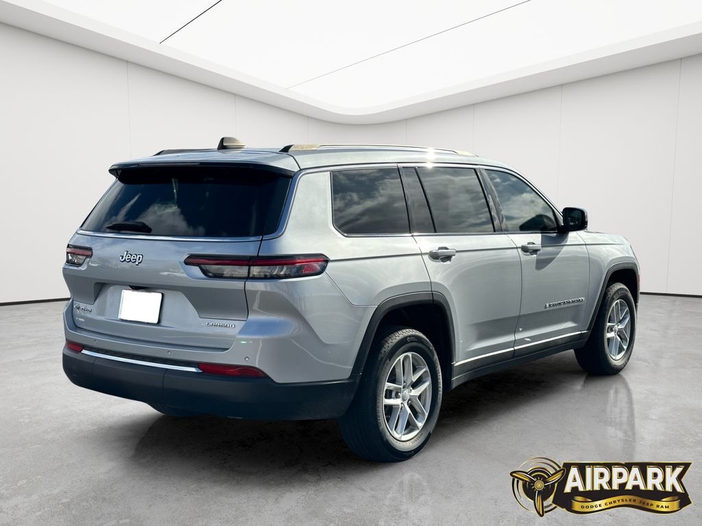 New 2023 Silver Zynith Jeep L Laredo image 4