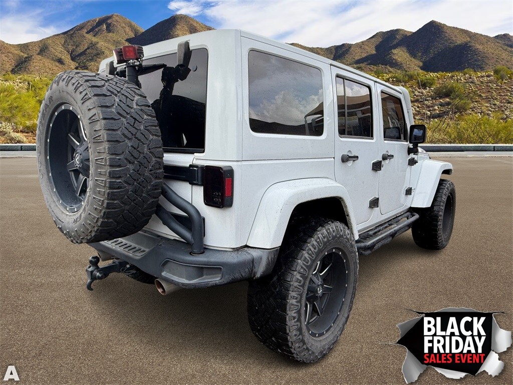 2014 Jeep Wrangler Unlimited Rubicon photo 3