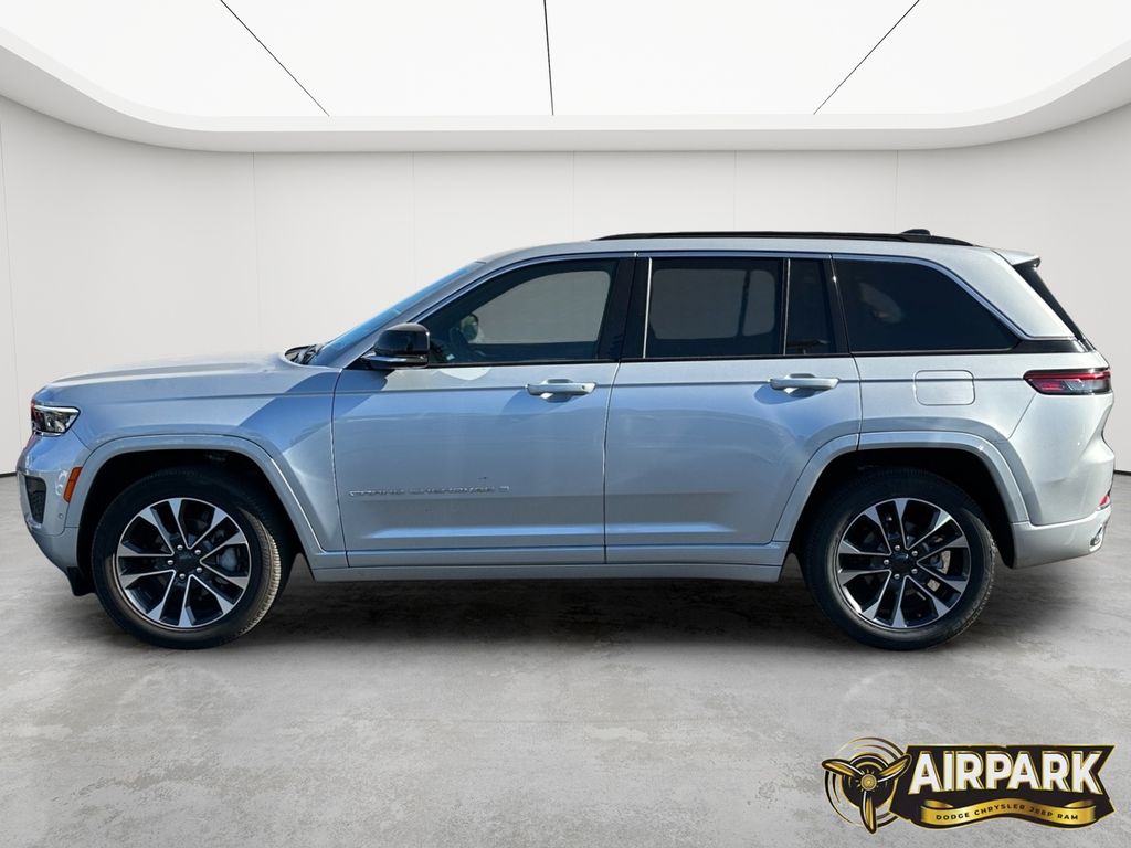 New 2025 Silver Zynith Jeep Overland image 8