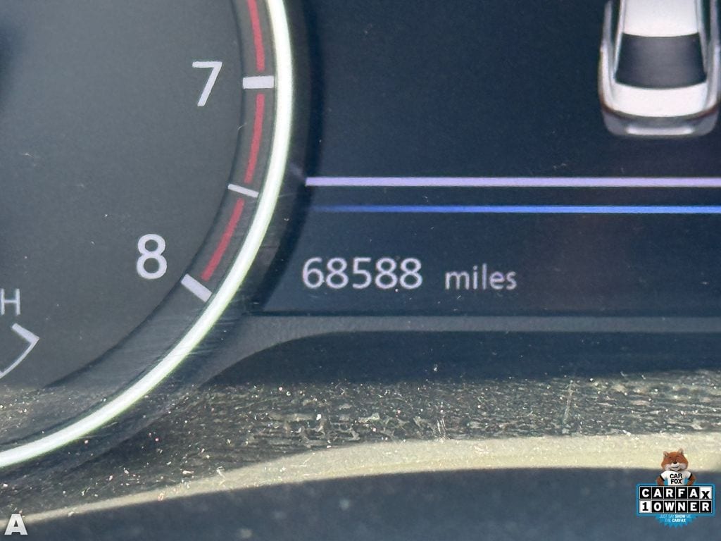 Used 2023 Scarlet Ember Tintcoat Nissan SV image 9