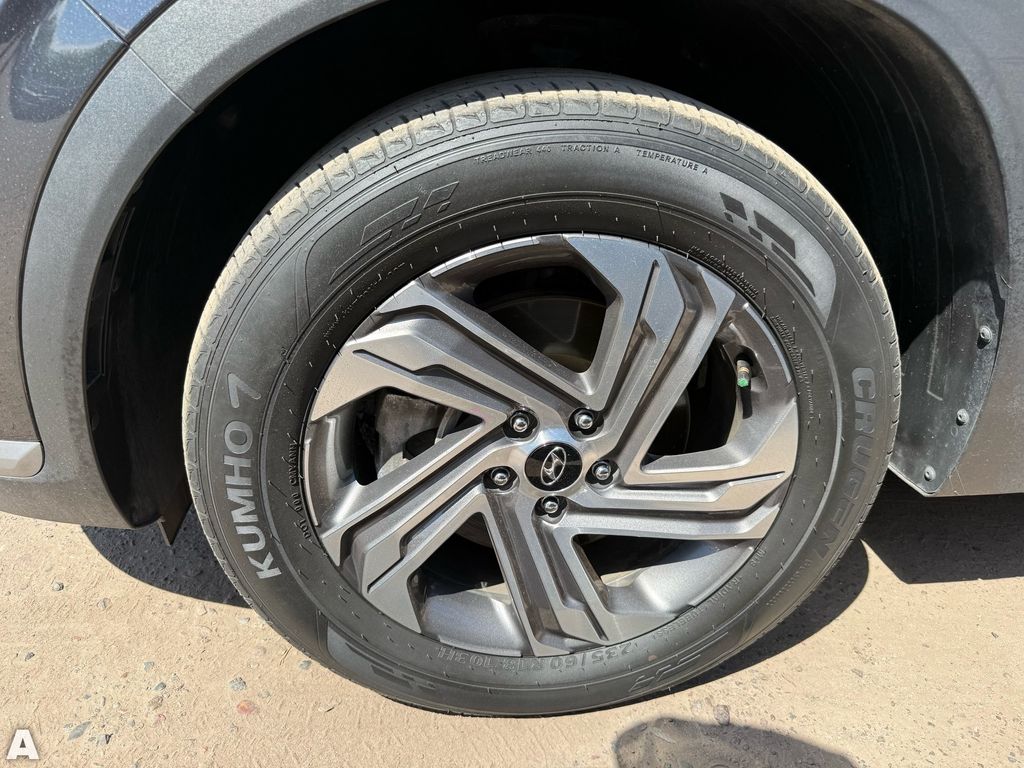 Used 2023 Portofino Gray Hyundai SE image 6