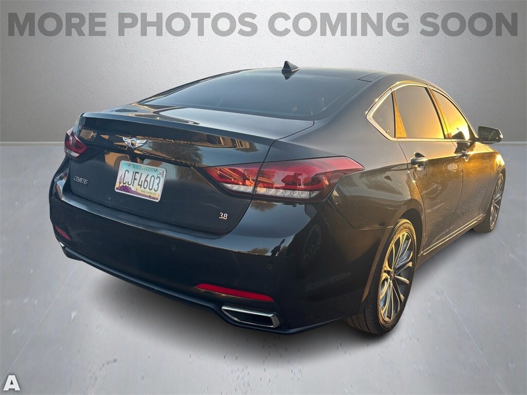 2015 Hyundai Genesis 3.8 photo 2