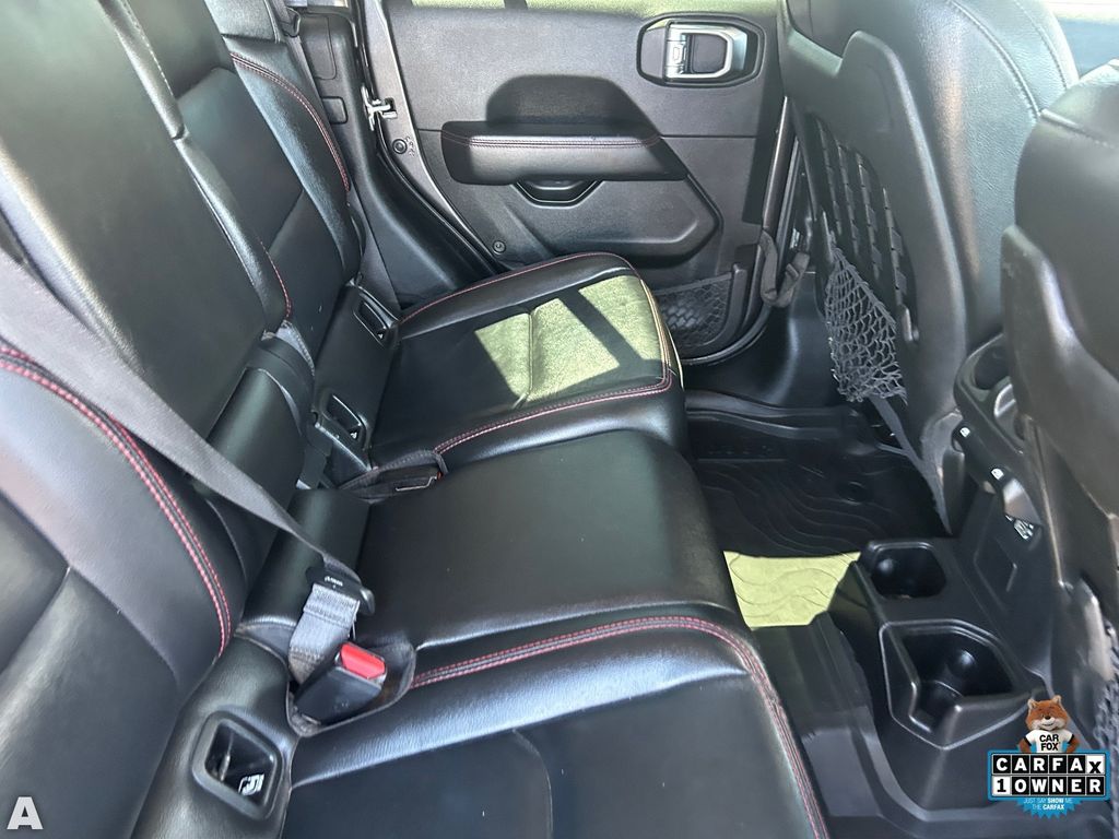 Used 2022 Granite Crystal Metallic Clearcoat Jeep Rubicon image 13