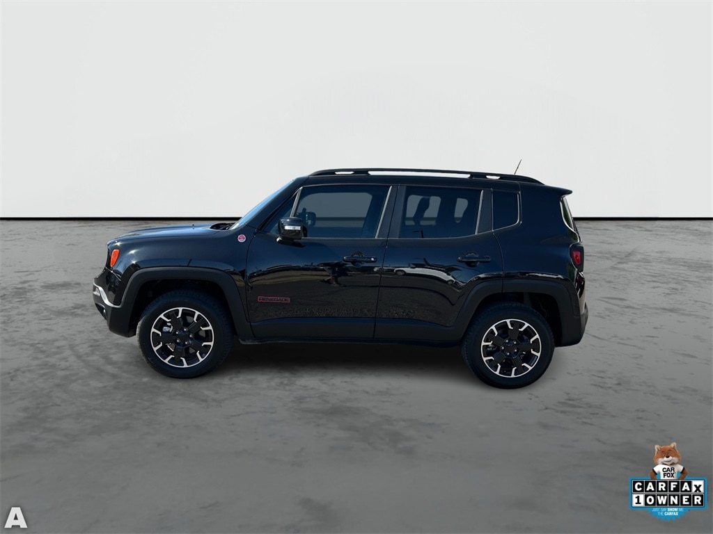 Image 3 of 2023 Jeep Renegade Trailhawk SUV