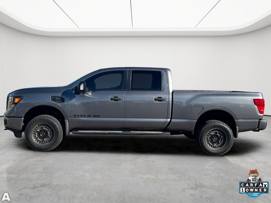 Used 2019 Gun Metallic Nissan SL image 3
