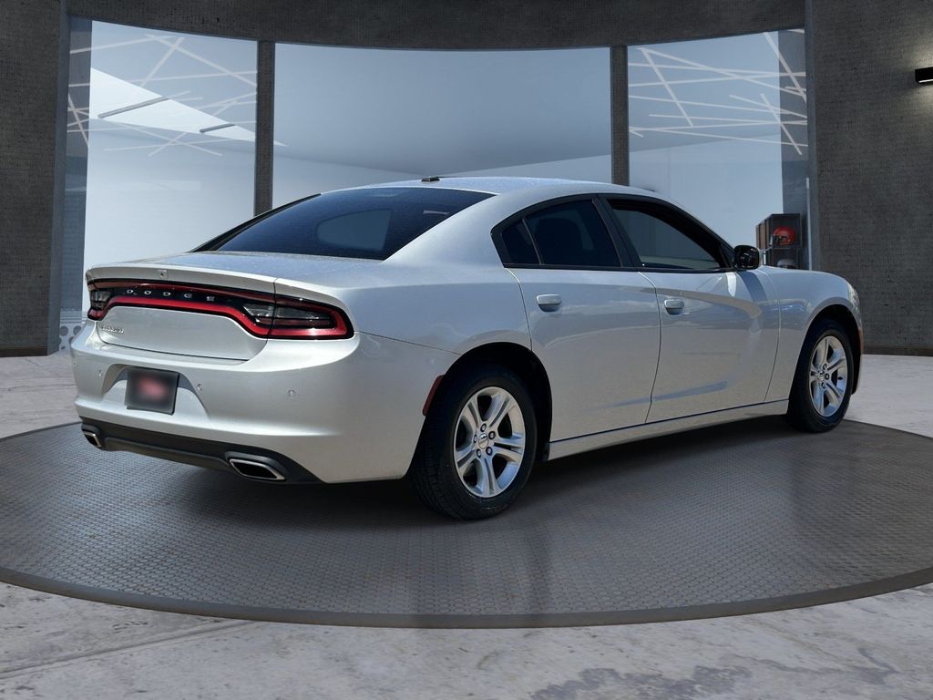 Used 2022 Triple Nickel Clearcoat Dodge SXT image 6
