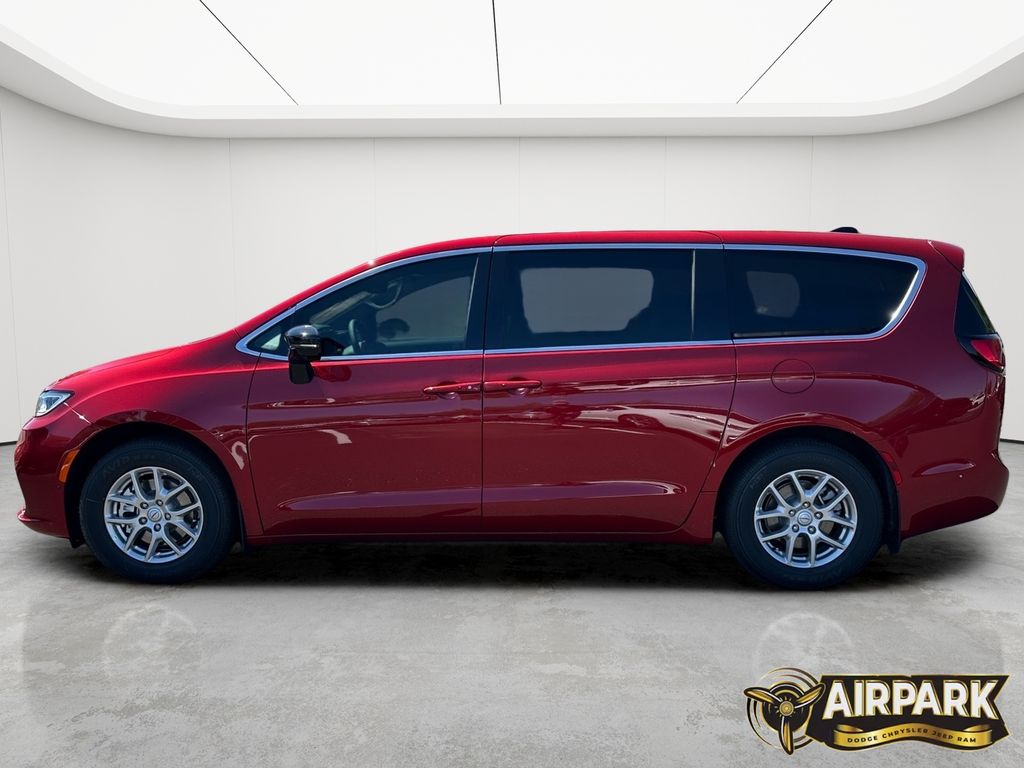 New 2025 Red Hot Pearl-Coat  Paint Chrysler Select image 8