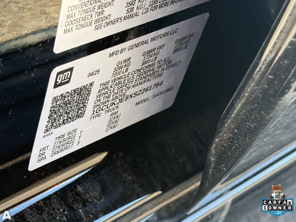 Used 2025 Black Chevrolet High Country image 32