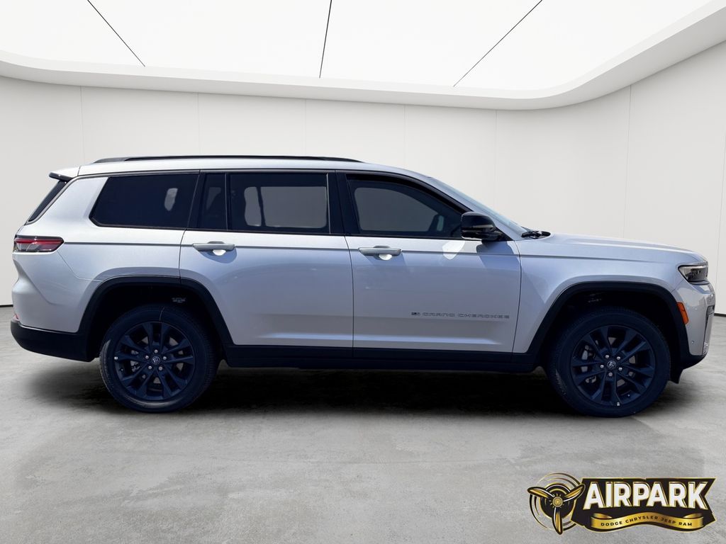 New 2026 Silver Zynith Jeep Limited image 3