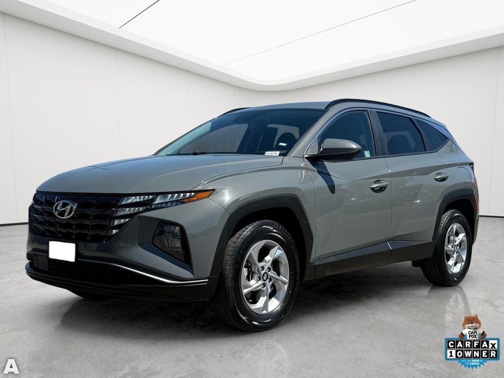 Used 2024 Gray Hyundai SEL image 2