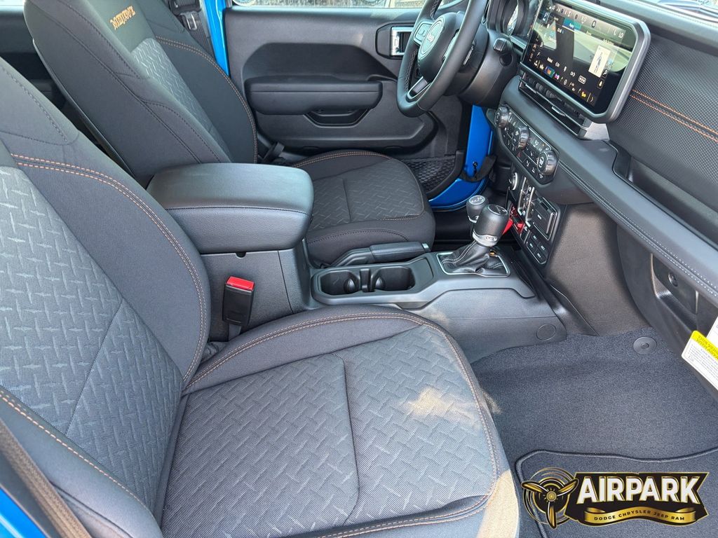 New 2026 Hydro Blue Pearlcoat Jeep Mojave image 11
