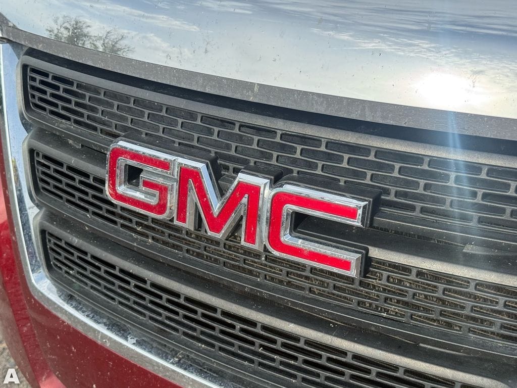 Used 2012 Merlot Jewel Metallic GMC SLT-1 image 7