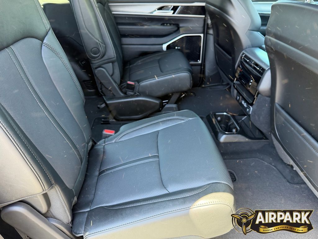 New 2026 Baltic Gray Jeep Limited image 16