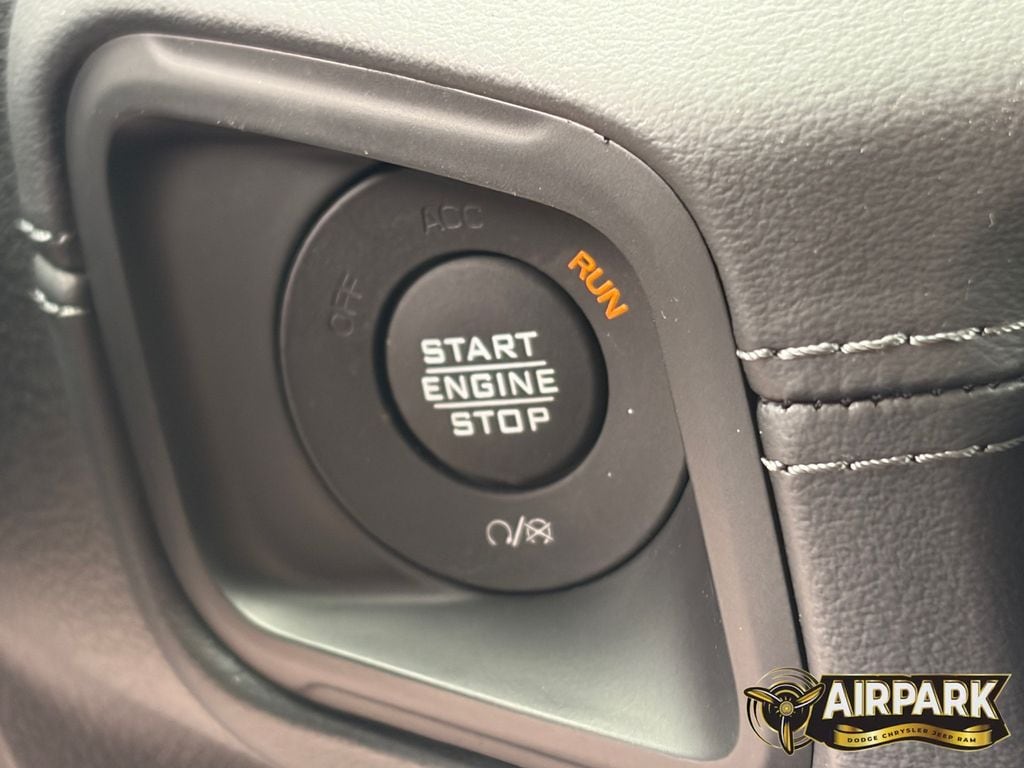 New 2026 Reign Jeep Rubicon image 33