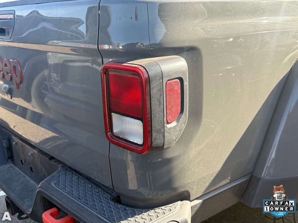 Used 2023 Sting-Gray Clearcoat Jeep Mojave image 11