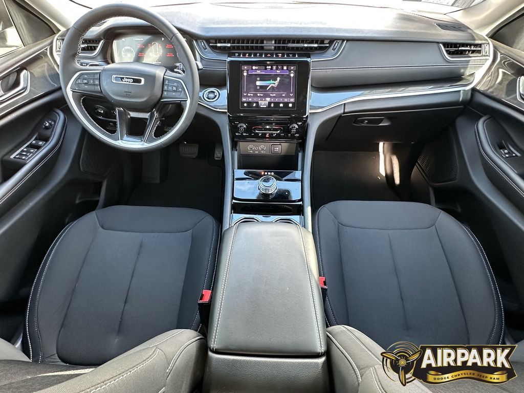 New 2023 Silver Zynith Jeep L Laredo image 14