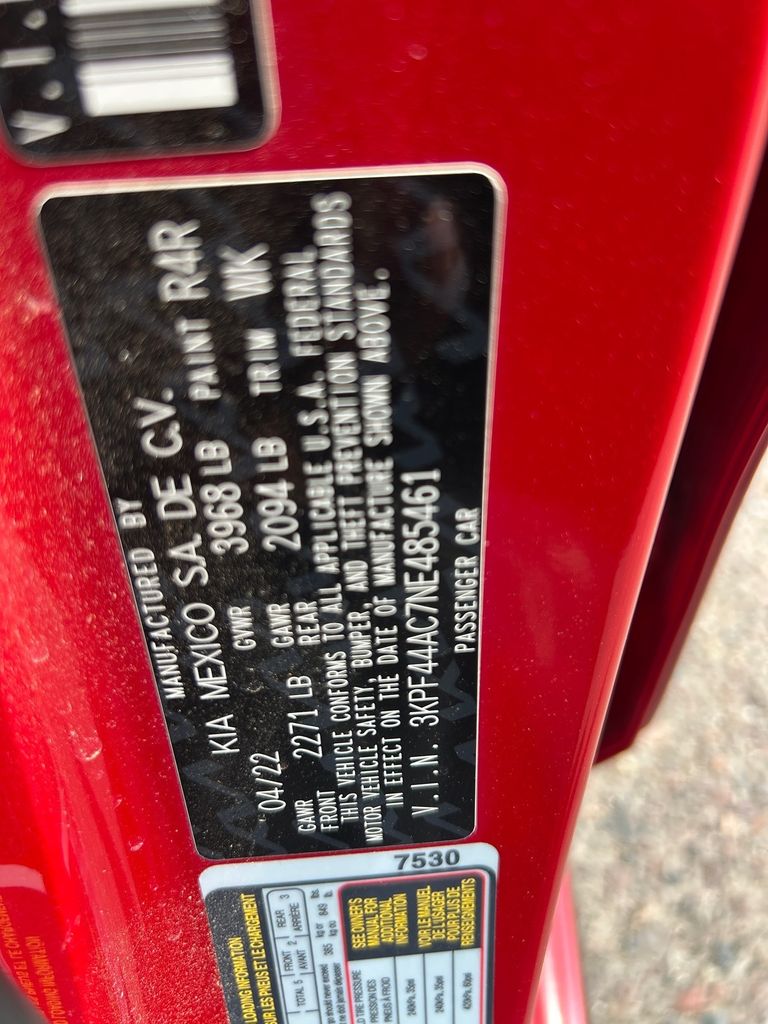 Used 2022 Currant Red Kia GT image 32