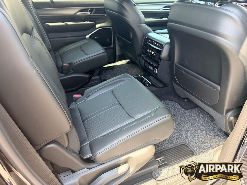 New 2026 High Gloss Black Jeep Base image 13