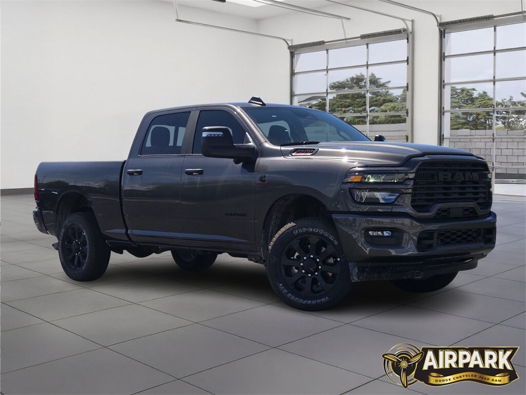 2026 Ram 3500 Big Horn photo 2