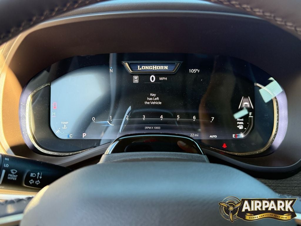 New 2026 Diamond Black Crystal Pearlcoat Ram Limited image 20