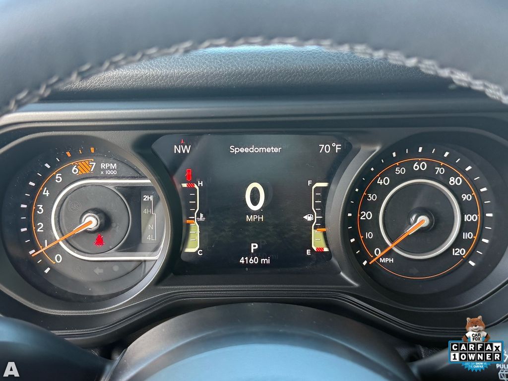 Used 2025 Hydro Blue Pearl Coat Jeep Sport S image 18