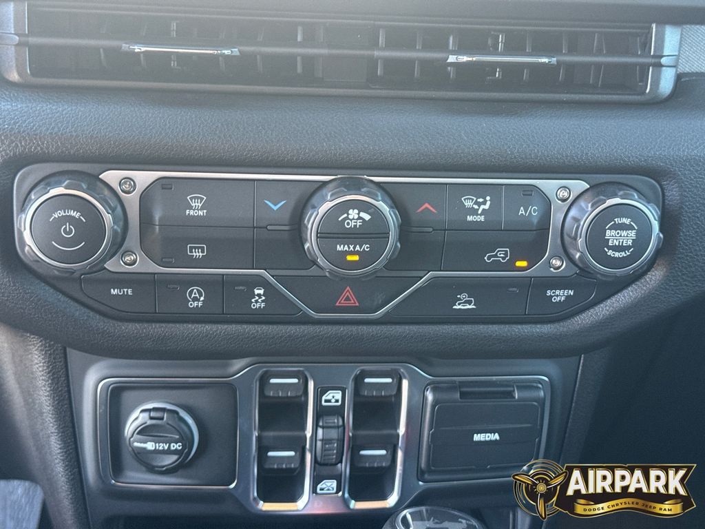New 2026 41 Jeep Sport image 26