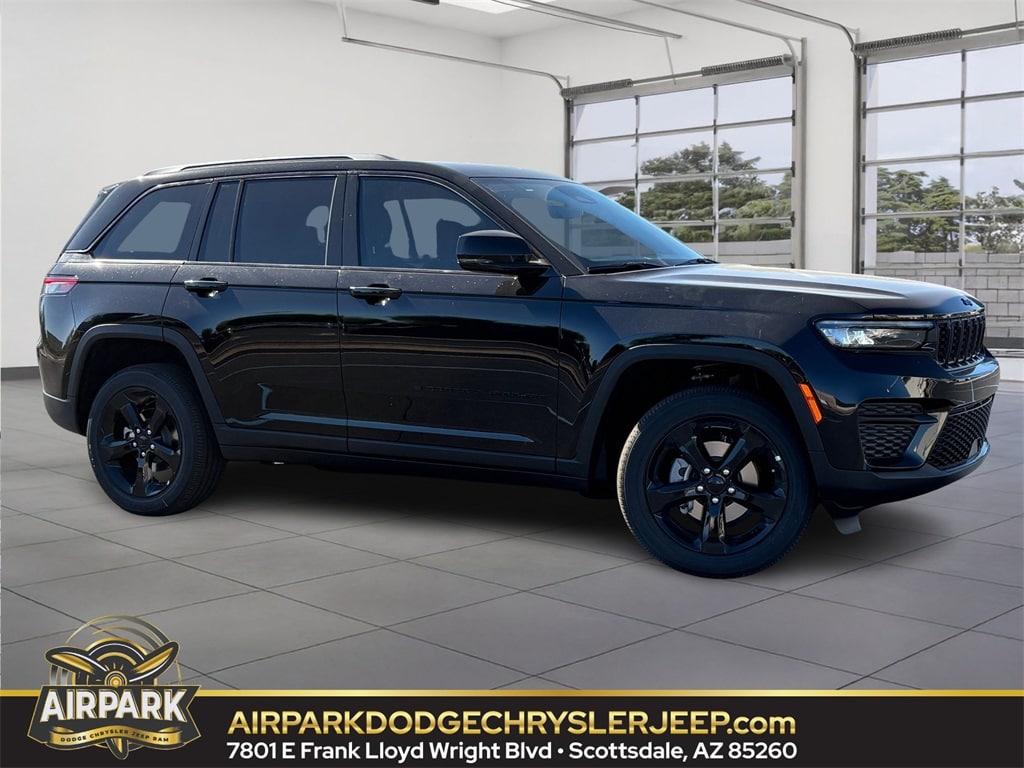 2025 Jeep Grand Cherokee Altitude's photo