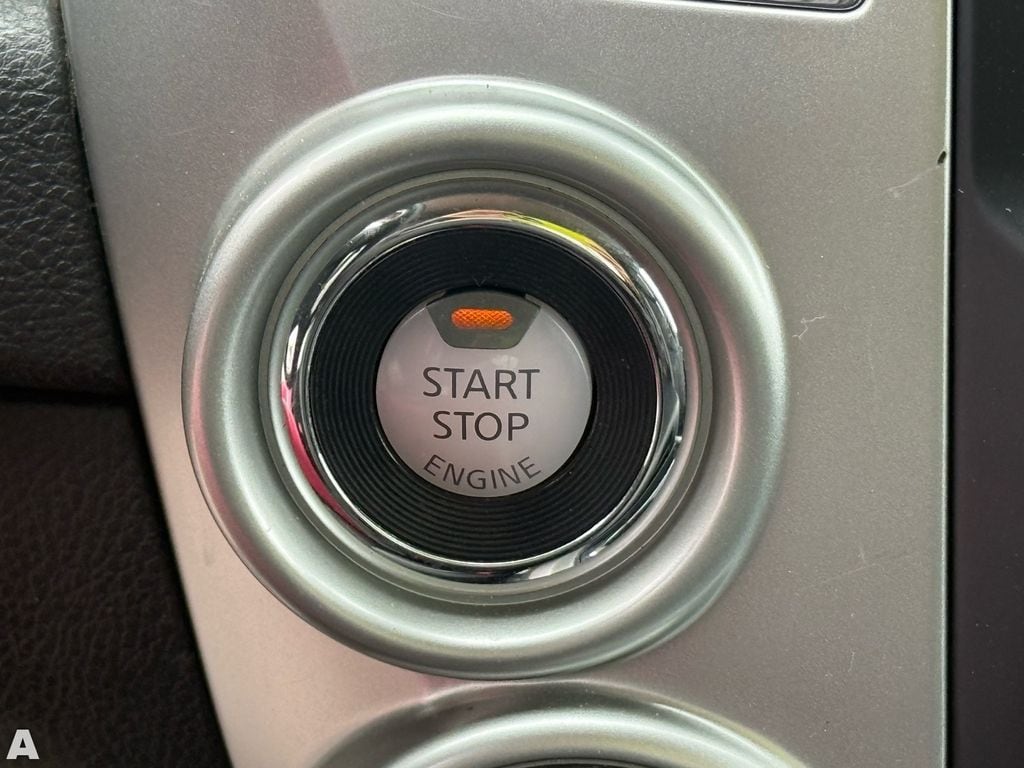 Used 2017 Pearl White Nissan PRO-4X image 25