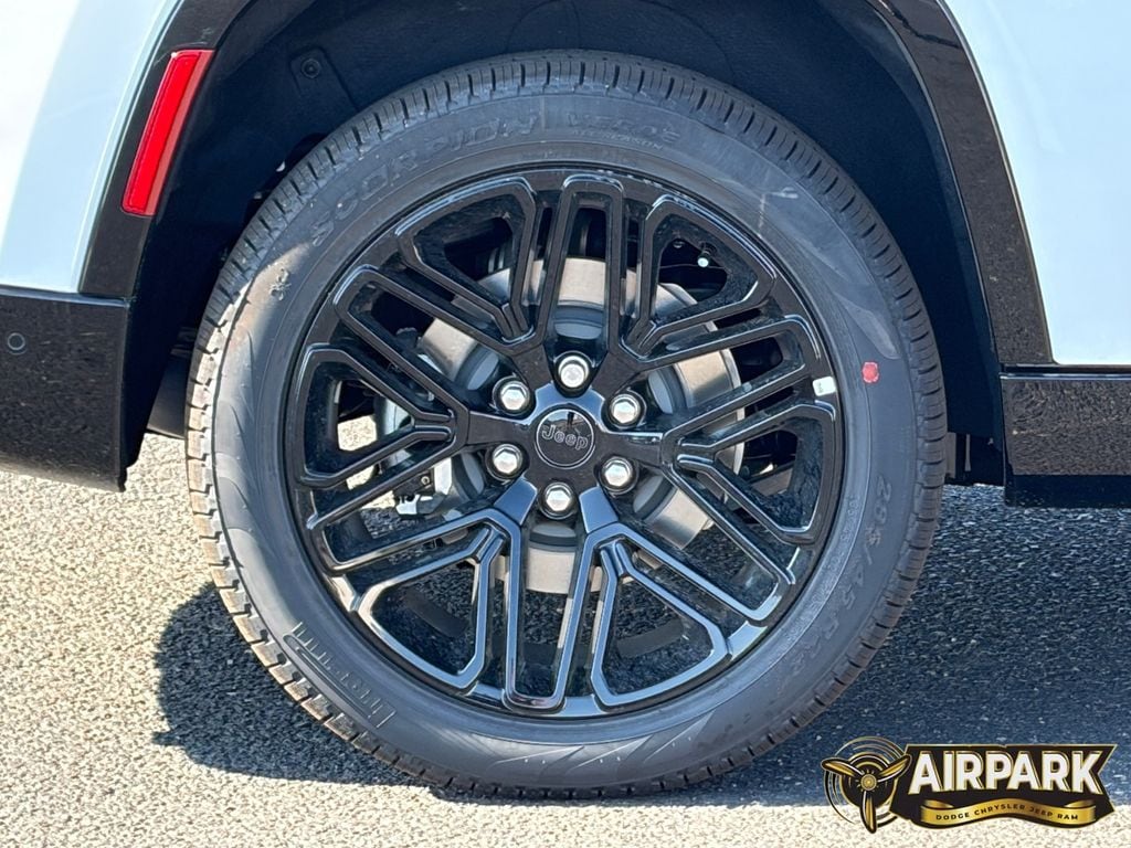 New 2026 Bright White Jeep Limited image 10