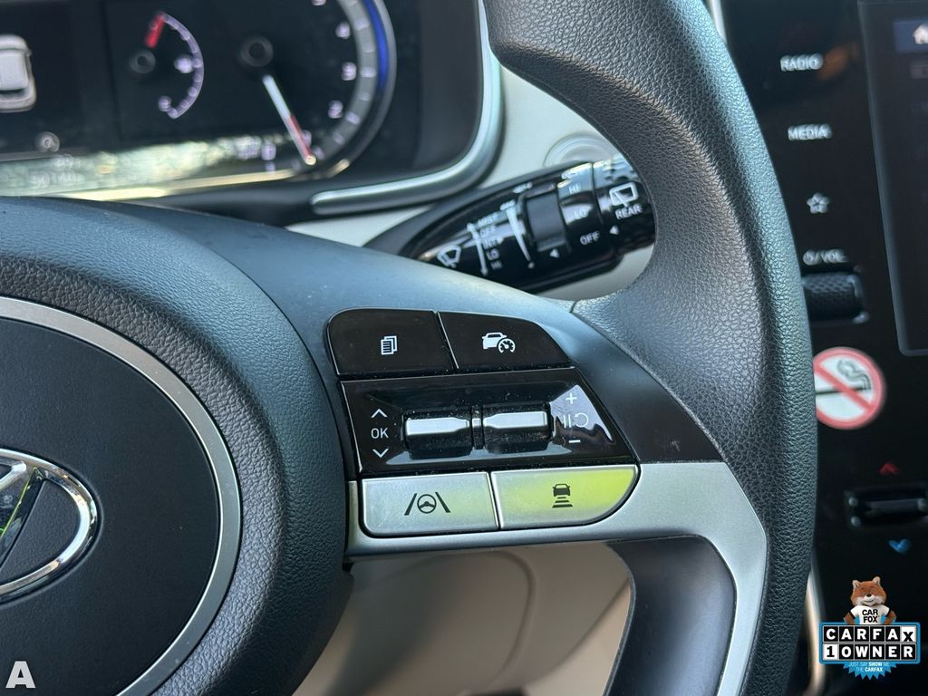 Used 2024 Gray Hyundai SEL image 17