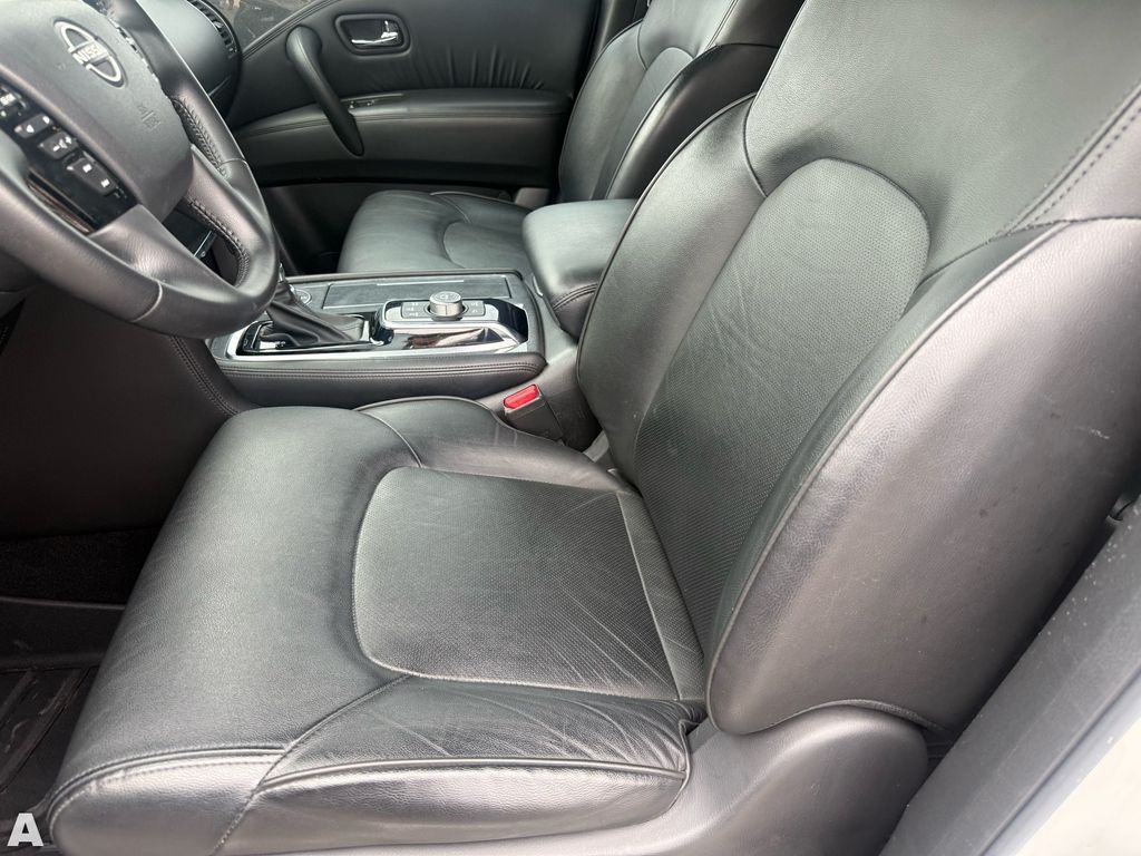 Used 2022 Aspen White Tricoat Nissan SL image 12