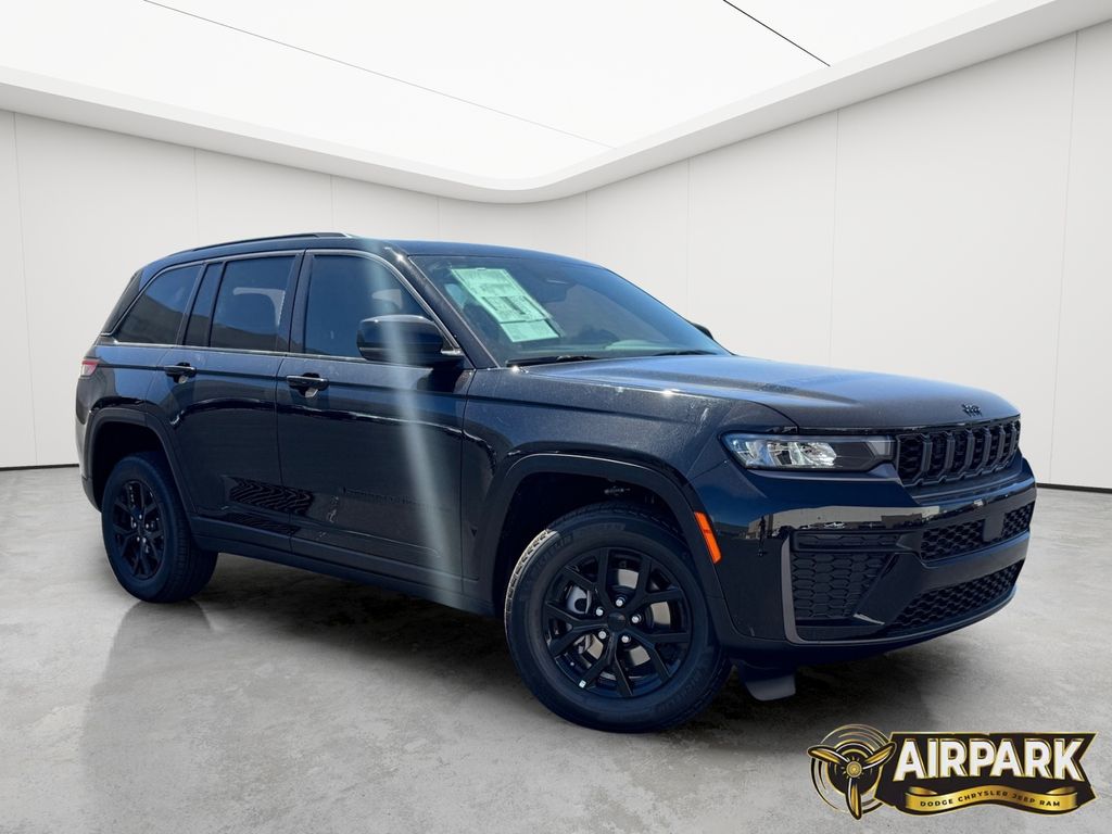 New 2026 Diamond Black Crystal Pearlcoat Jeep Laredo image 2