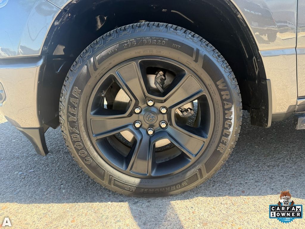 Used 2022 Granite Crystal Metallic Clearcoat Ram Big Horn/Lone Star image 10