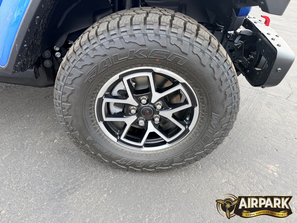 New 2026 Hydro Blue Pearlcoat Jeep Rubicon image 8