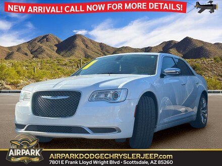 2018 Chrysler 300 Touring Sedan