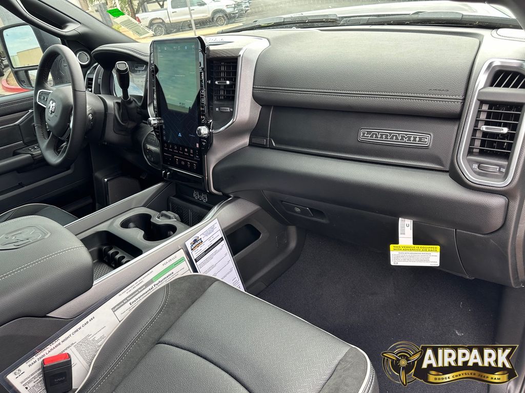New 2026 Diamond Black Crystal Pearlcoat Ram Laramie image 11