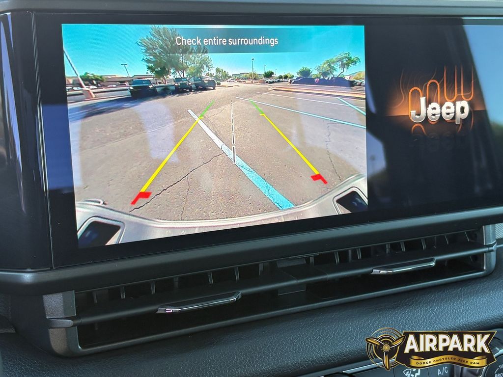 New 2025 Granite Crystal Jeep Sport image 21