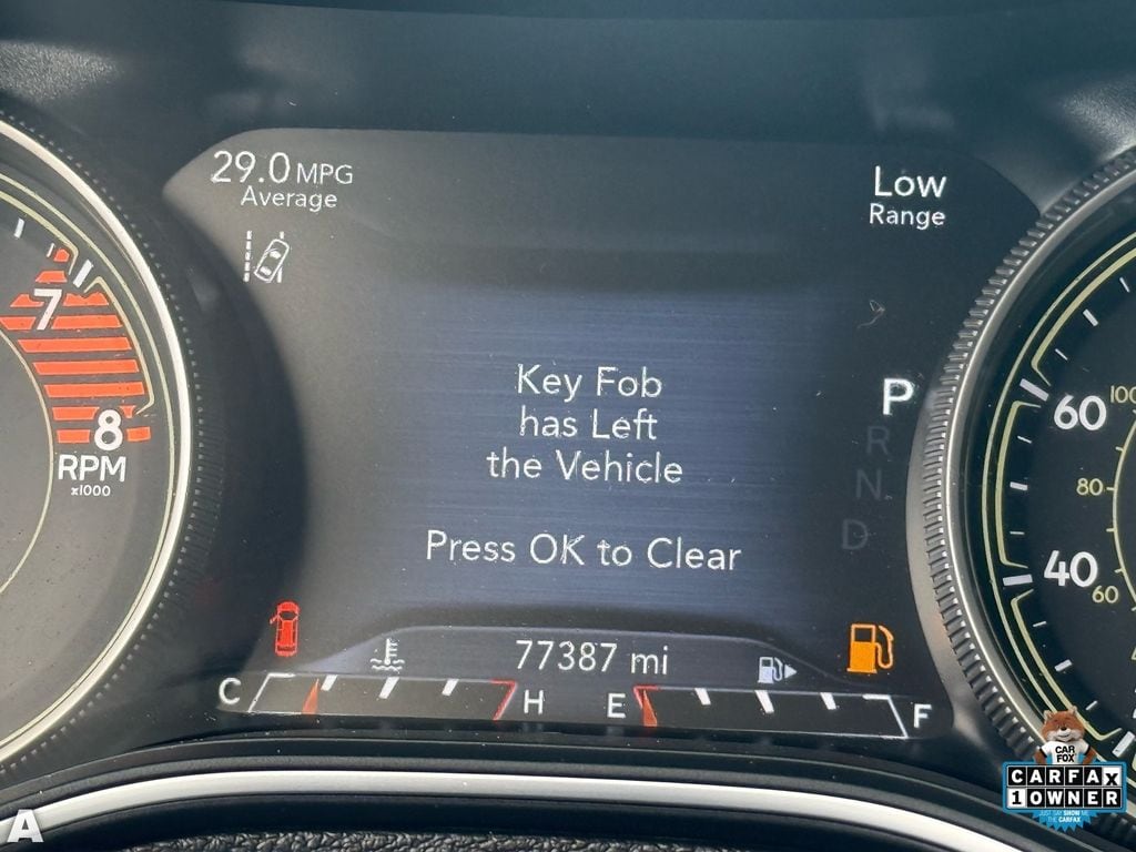 Used 2022 Bright White Clearcoat Jeep Latitude Lux image 19