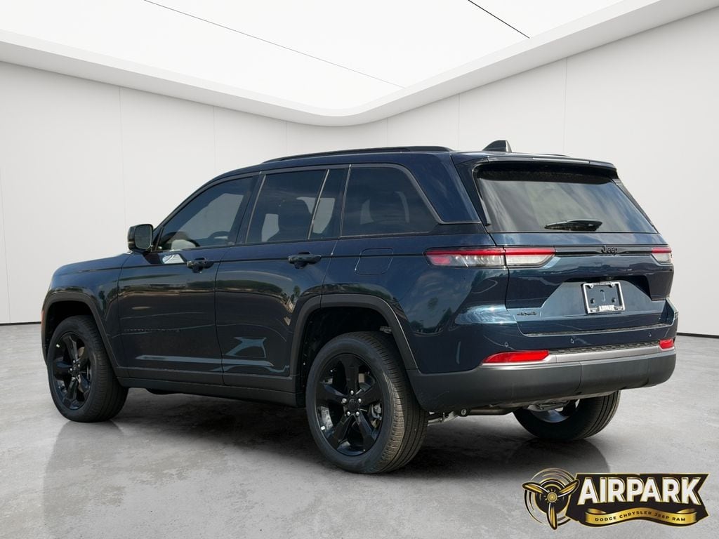 New 2026 Fathom Blue Pearlcoat Jeep Limited image 7