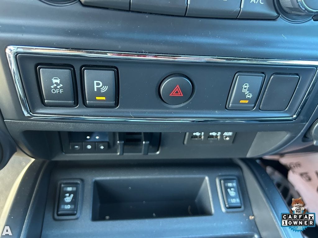 Used 2019 Gun Metallic Nissan SL image 26