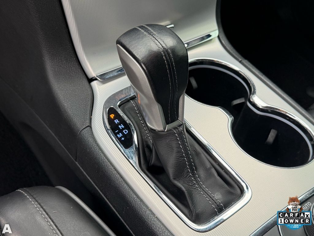 Used 2020 Diamond Black Crystal Pearlcoat Jeep Summit image 23