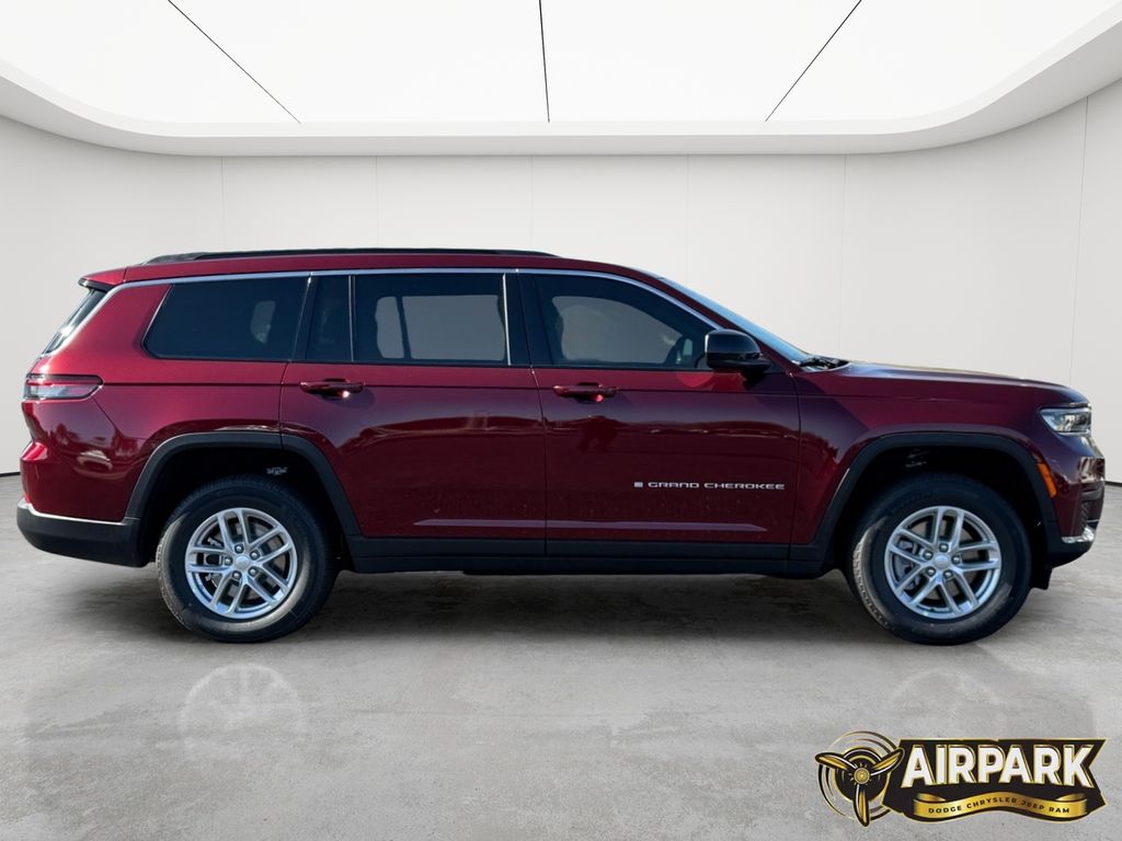 New 2025 Velvet Red Pearlcoat Jeep Laredo image 3