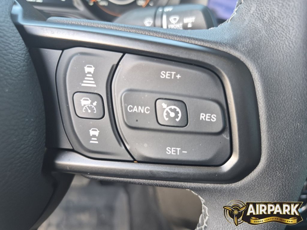 New 2025 Granite Crystal Jeep Sport image 20
