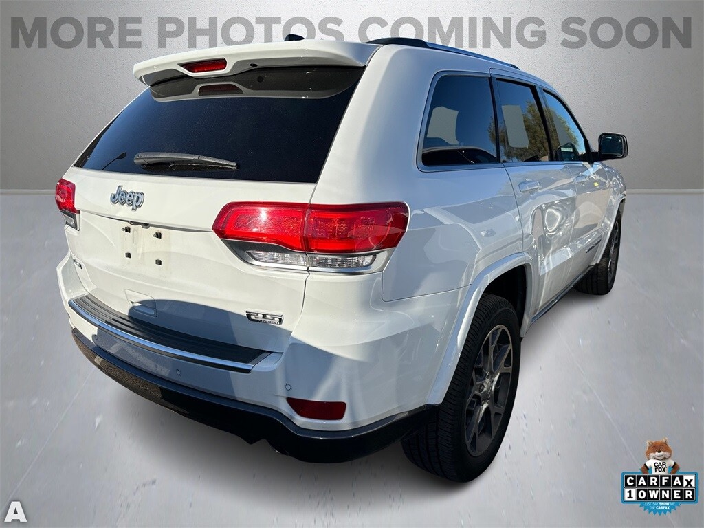 2018 Jeep Grand Cherokee Limited photo 2