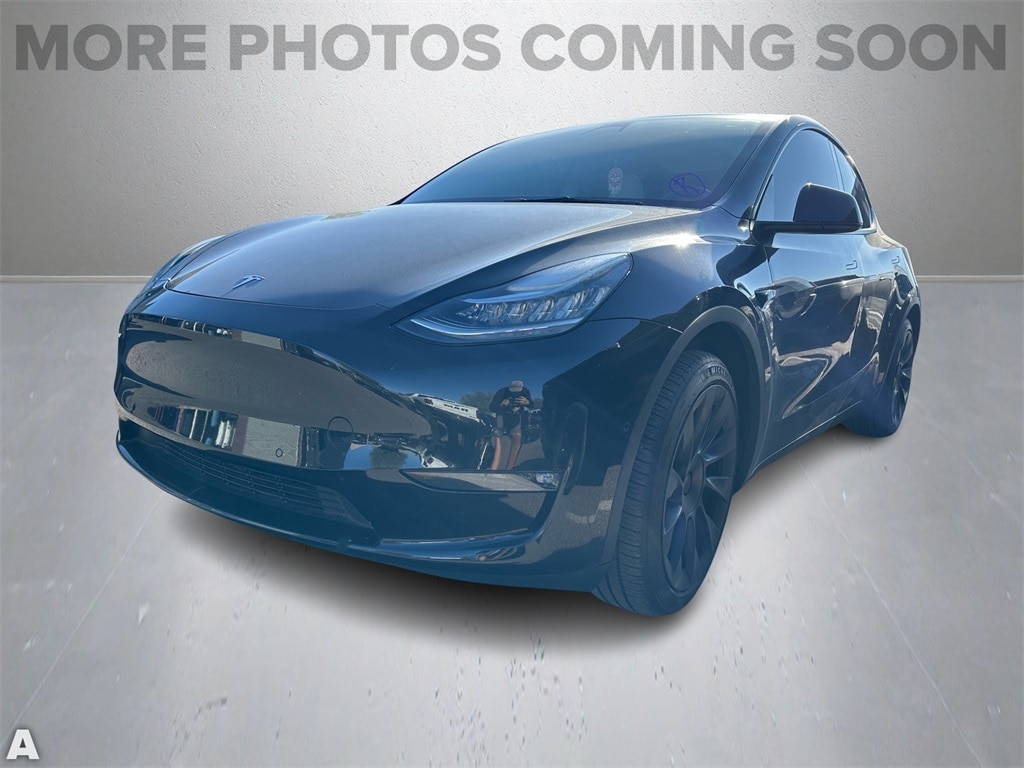 Used 2021 Tesla Model Y Standard Range with VIN 5YJYGDED6MF123245 for sale in Scottsdale, AZ