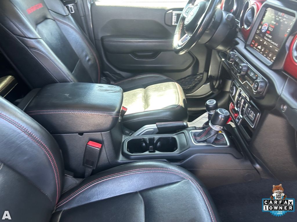 Used 2022 Granite Crystal Metallic Clearcoat Jeep Rubicon image 11