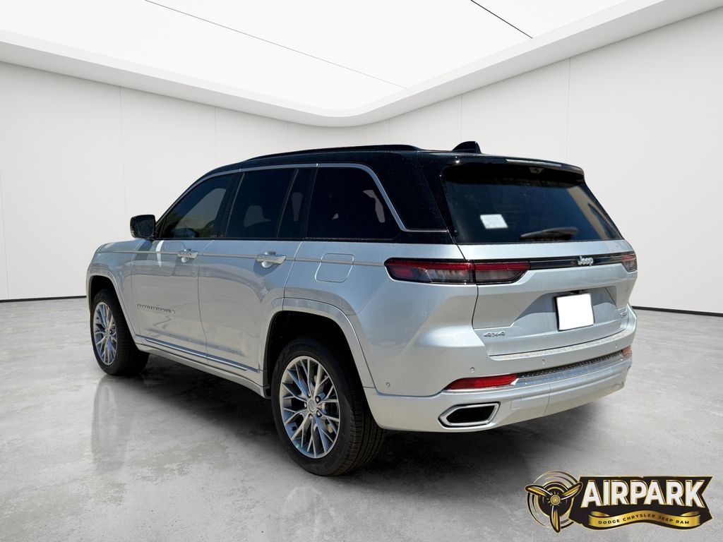 New 2025 Silver Zynith Jeep Summit image 7